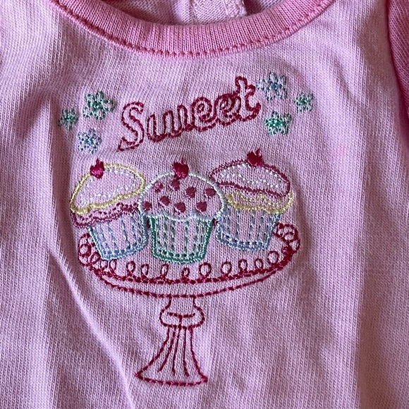 My American Girl Doll SWEET TREATS Pajamas - Complete w Slippers & Charm 2010 - Picture 3 of 15